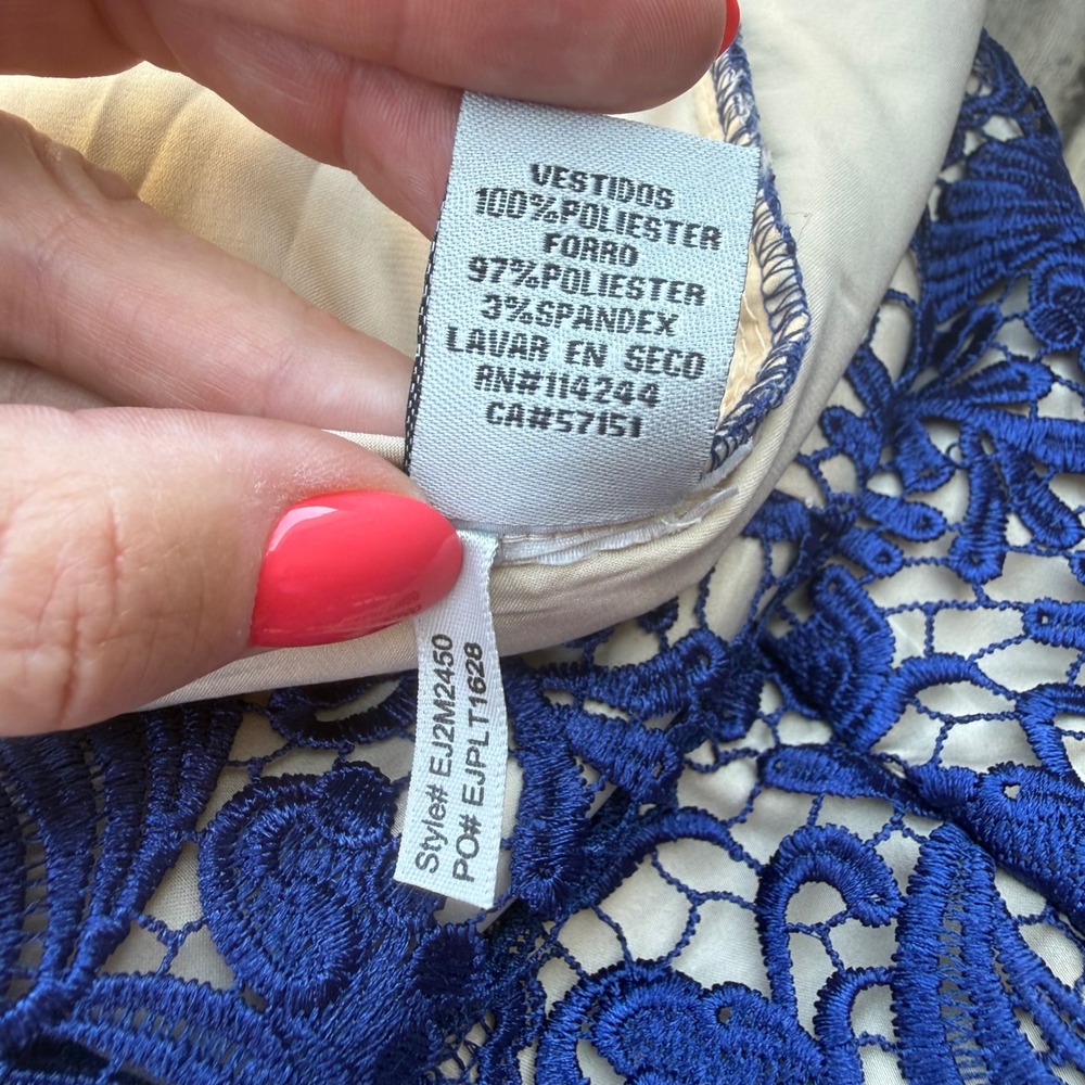 Eliza J Royal Blue Floral Guipure Lace V-Neck Sheath Cocktail Dress Size 10 - Picture 12 of 15